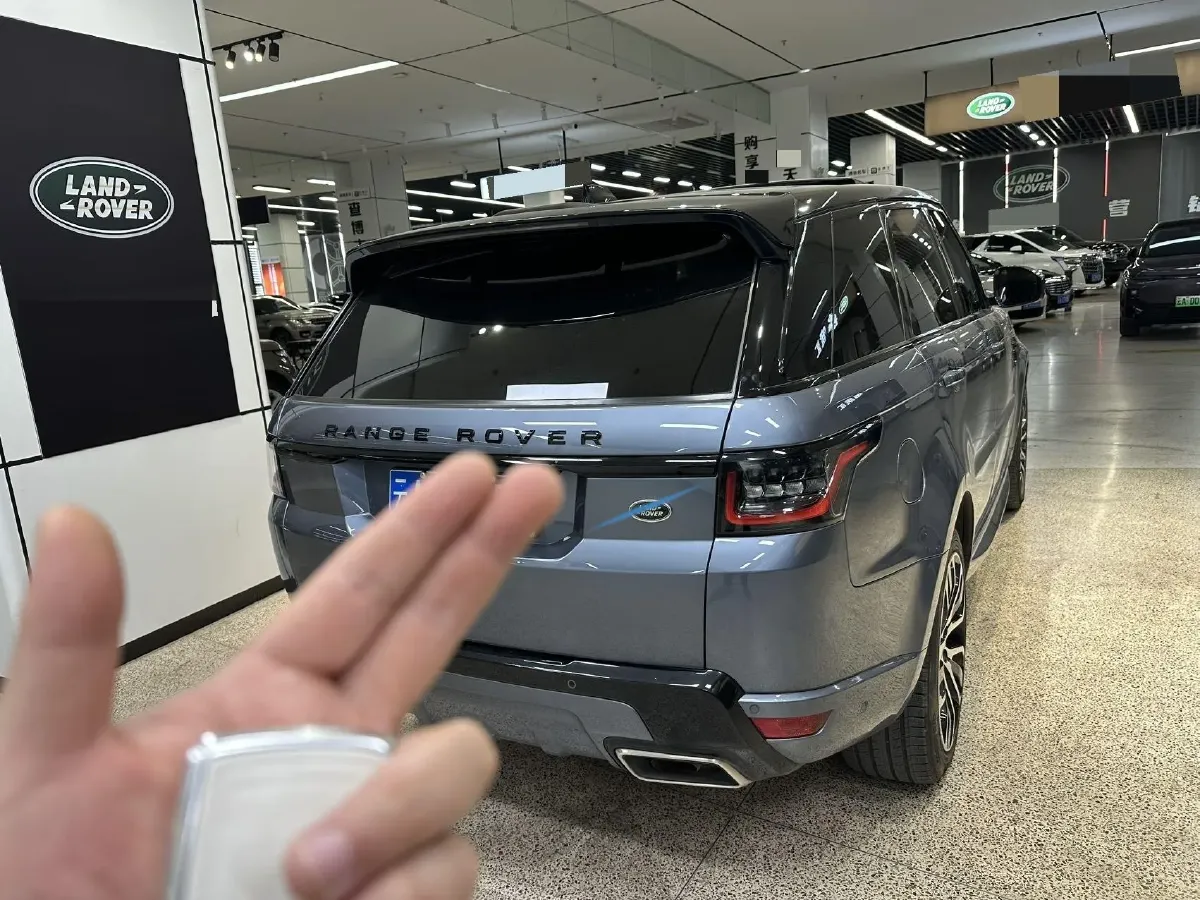 2021 Land Rover Range Rover Sport 3.0T 360HP L6 8AT,autocango,china used car exporter,china ev exporter,chinese used car exporter,chinese used ev exporter