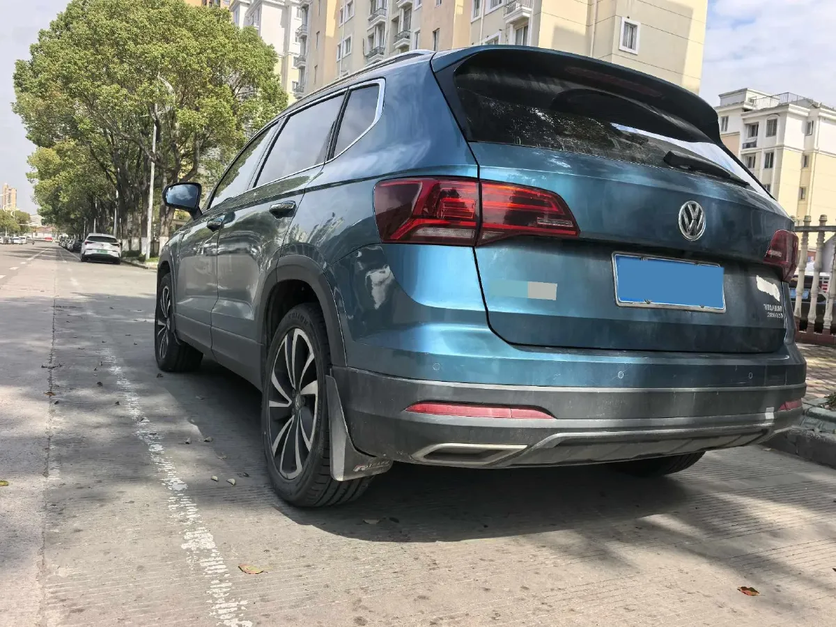 2019 MINI MINI 1.5T 102HP L3 7DCT,autocango,china used car exporter,china ev exporter,chinese used car exporter,chinese used ev exporter