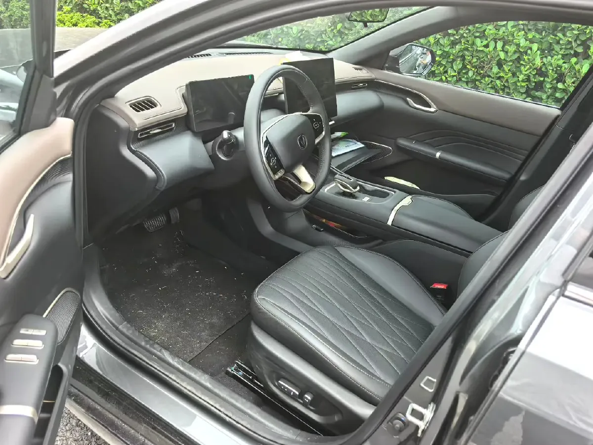 2026 ChangAn Eado 1.5T 192HP L4 7DCT,autocango,china used car exporter,china ev exporter,chinese used car exporter,chinese used ev exporter