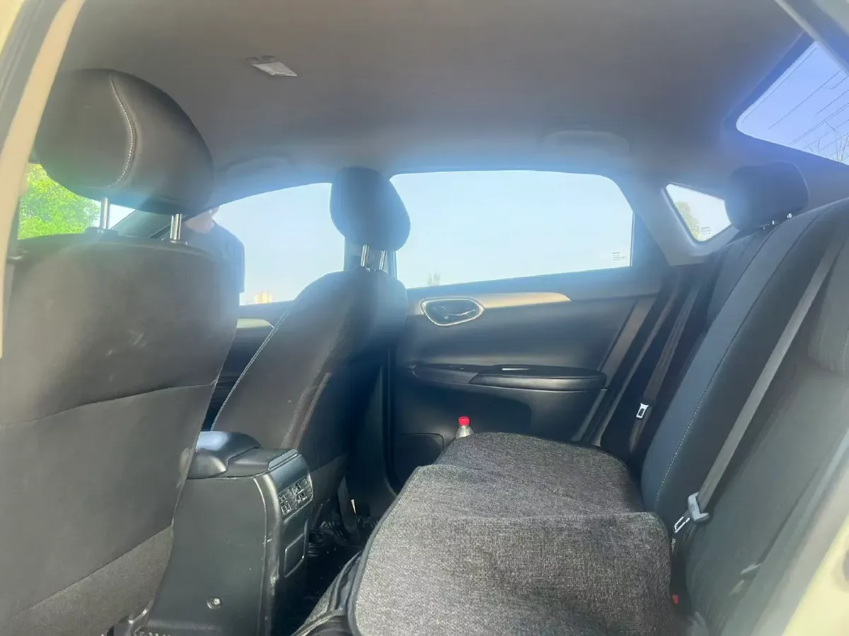 2021 Nissan Sylphy 1.6L 122HP L4 CVT,autocango,china used car exporter,china ev exporter,chinese used car exporter,chinese used ev exporter