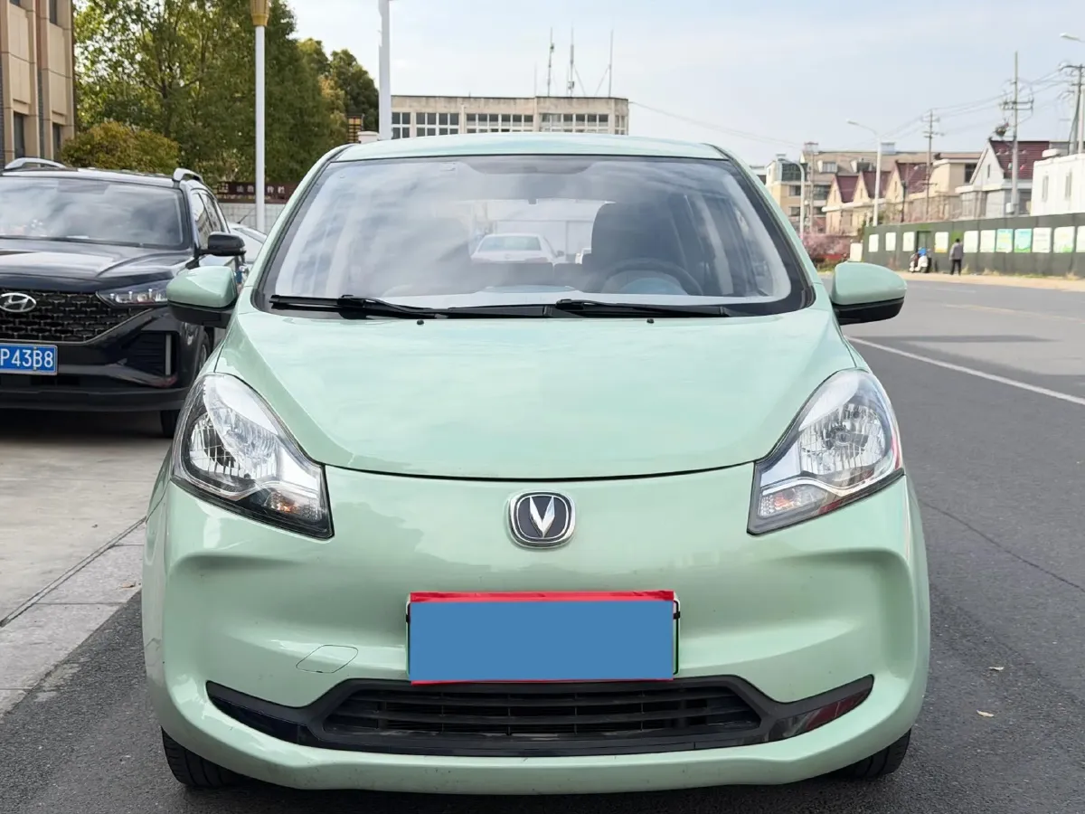 2020 ChangAn BenBen E-Star BEV 32.2KWH,autocango,china used car exporter,china ev exporter,chinese used car exporter,chinese used ev exporter