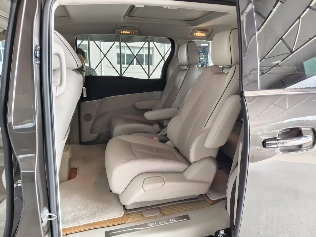 2021 Buick GL8 2.0T 237HP L4 9AT,autocango,china used car exporter,china ev exporter,chinese used car exporter,chinese used ev exporter