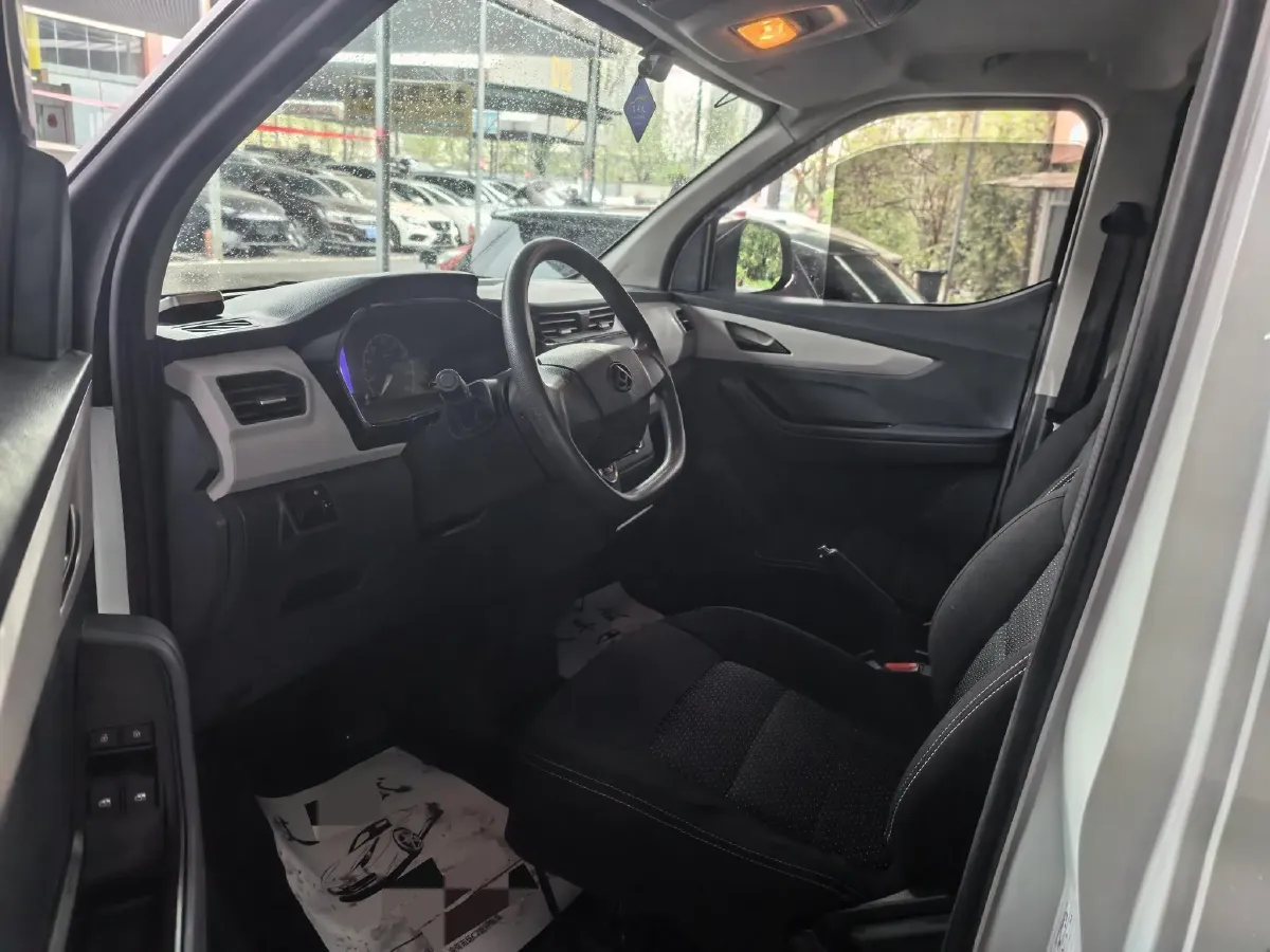 2023 MAXUS EV30 BEV 41.86KWH,autocango,china used car exporter,china ev exporter,chinese used car exporter,chinese used ev exporter