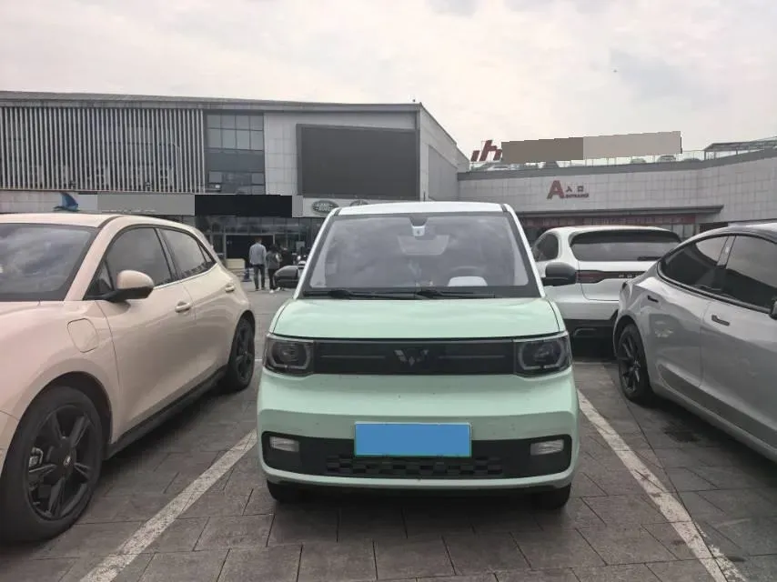 2022 WuLing HongGuang MINI EV BEV 9KWH,autocango,china used car exporter,china ev exporter,chinese used car exporter,chinese used ev exporter