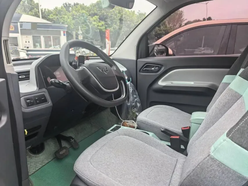 2022 WuLing HongGuang MINI EV BEV 9KWH,autocango,china used car exporter,china ev exporter,chinese used car exporter,chinese used ev exporter