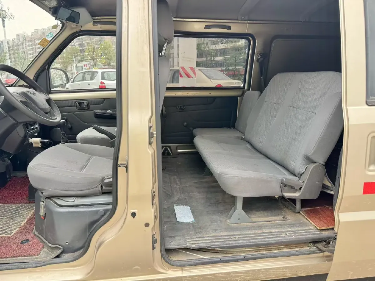 2021 SWM X2 1.5L 112HP L4 5MT,autocango,china used car exporter,china ev exporter,chinese used car exporter,chinese used ev exporter