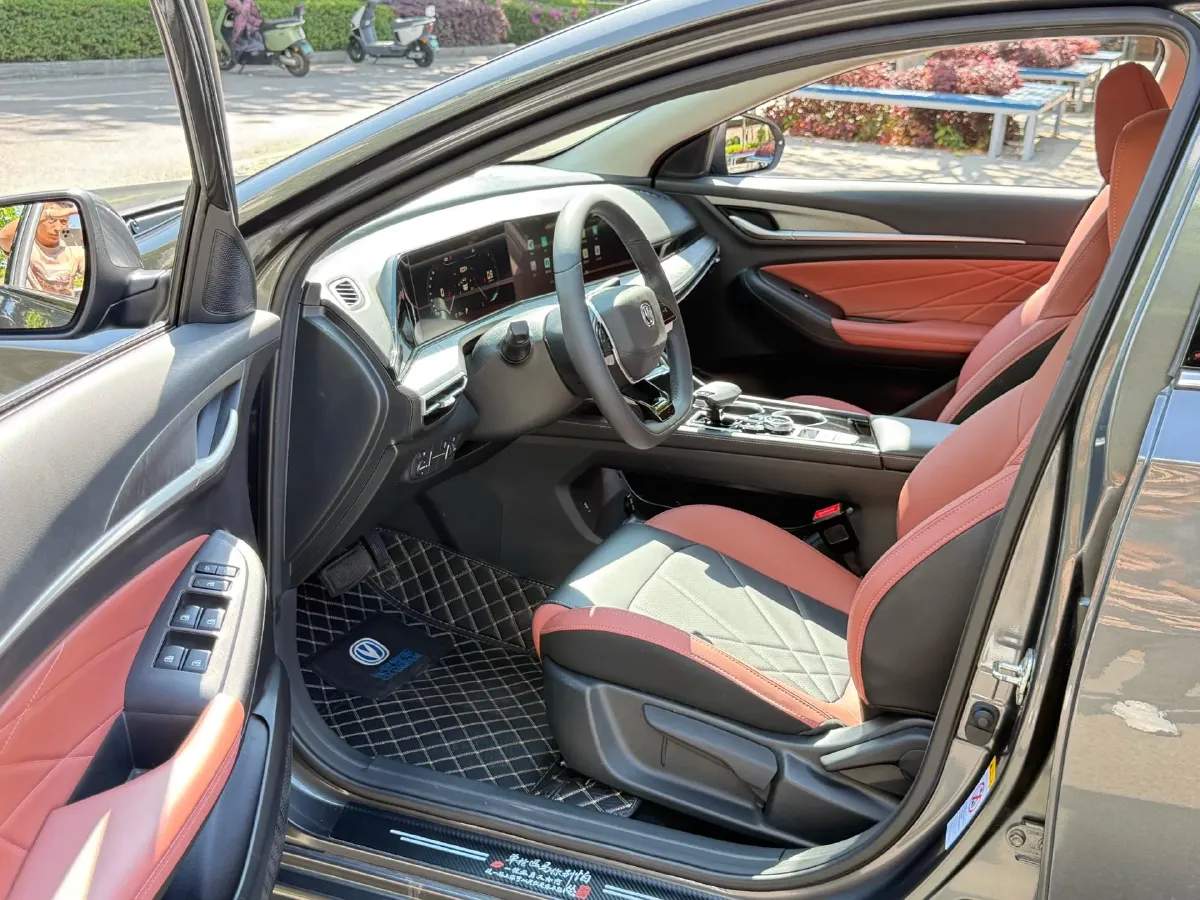 2022 ChangAn Eado 1.4T 160HP L4 7DCT,autocango,china used car exporter,china ev exporter,chinese used car exporter,chinese used ev exporter