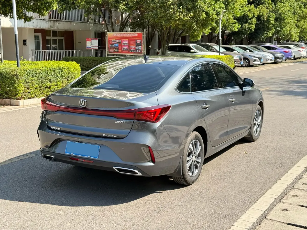 2022 ChangAn Eado 1.4T 160HP L4 7DCT,autocango,china used car exporter,china ev exporter,chinese used car exporter,chinese used ev exporter