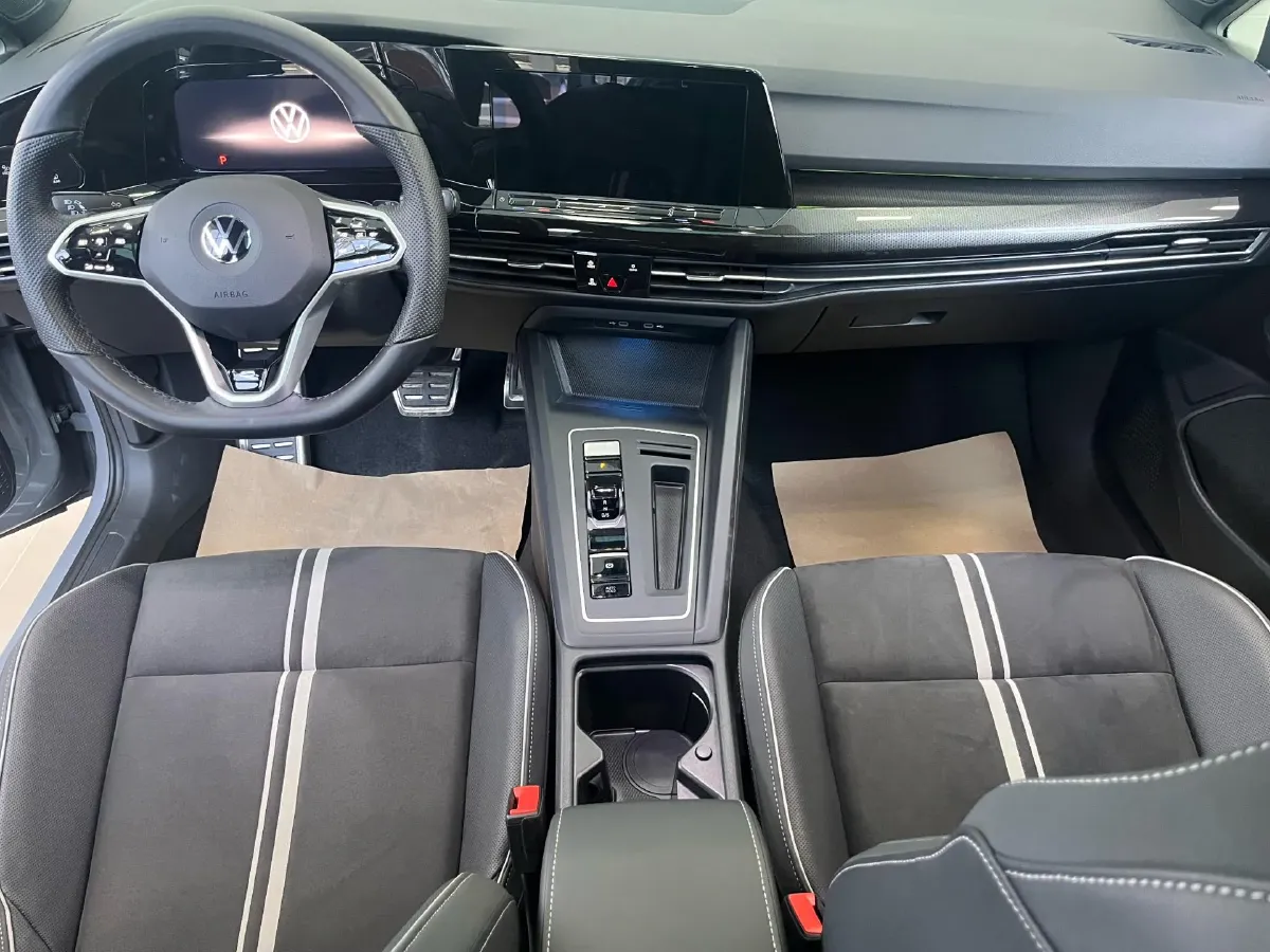 2021 Volkswagen Golf 1.4T 150HP L4 7DCT,autocango,china used car exporter,china ev exporter,chinese used car exporter,chinese used ev exporter