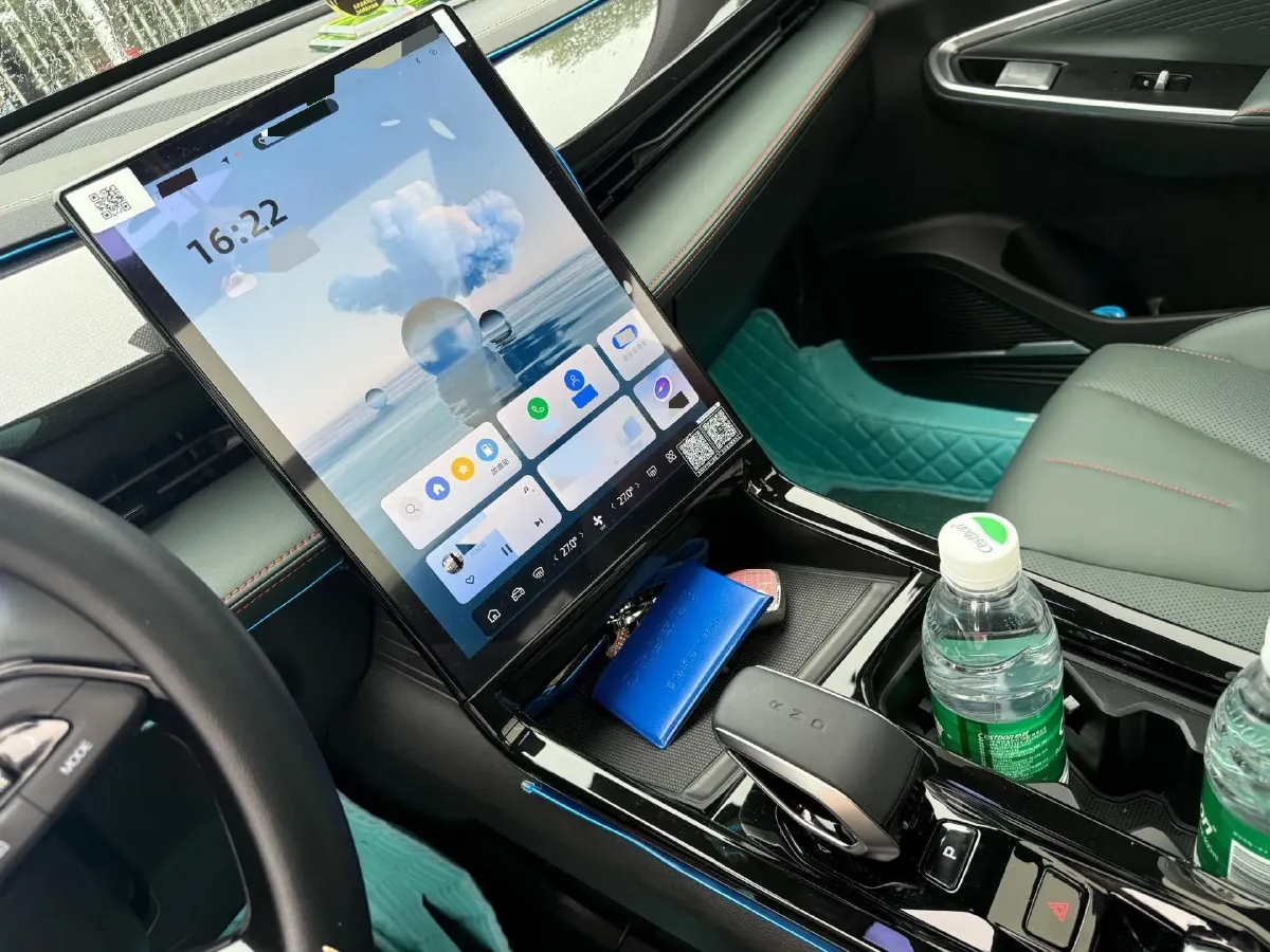 2024 Geely Azkarra 1.5T 181HP L4 7DCT,autocango,china used car exporter,china ev exporter,chinese used car exporter,chinese used ev exporter