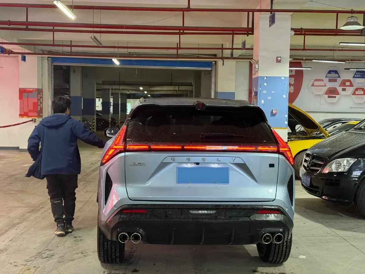 2024 Geely Azkarra 1.5T 181HP L4 7DCT,autocango,china used car exporter,china ev exporter,chinese used car exporter,chinese used ev exporter