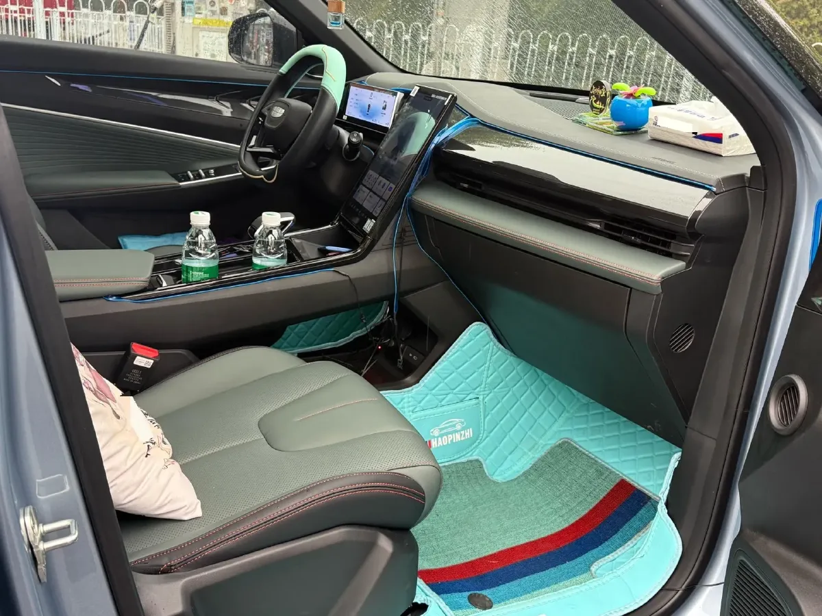 2024 Geely Azkarra 1.5T 181HP L4 7DCT,autocango,china used car exporter,china ev exporter,chinese used car exporter,chinese used ev exporter