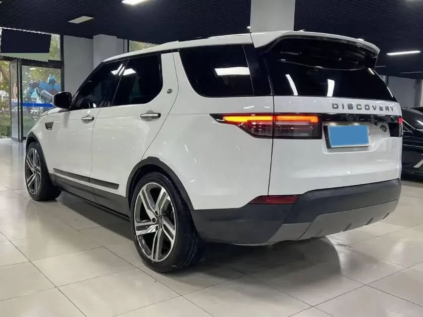 2018 Land Rover Discovery 2.0T 300HP L4 8AT,autocango,china used car exporter,china ev exporter,chinese used car exporter,chinese used ev exporter