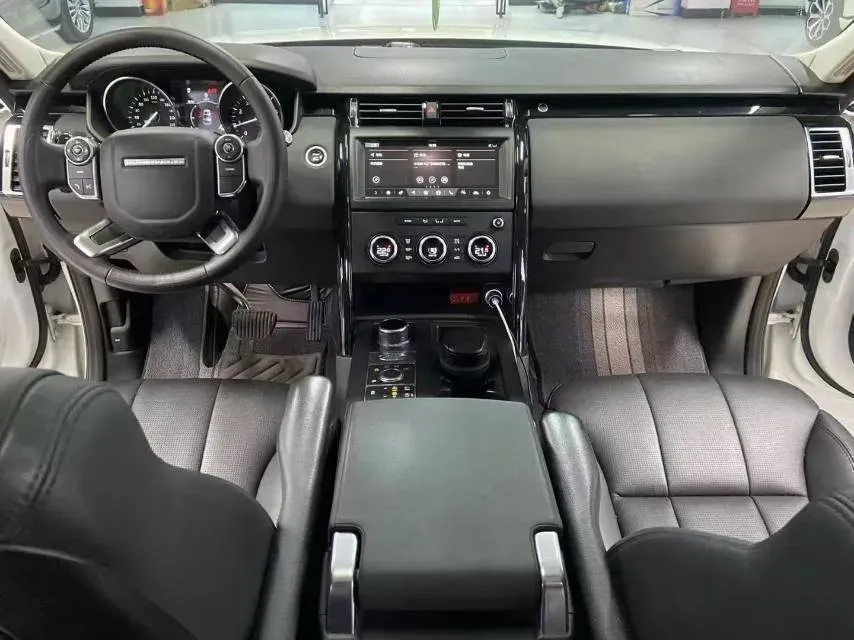 2018 Land Rover Discovery 2.0T 300HP L4 8AT,autocango,china used car exporter,china ev exporter,chinese used car exporter,chinese used ev exporter