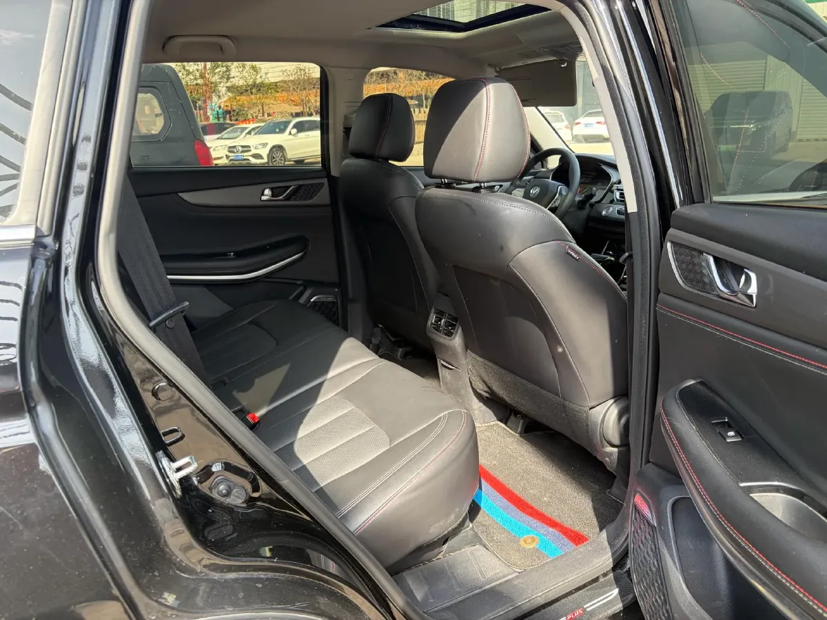 2021 ChangAn CS75 1.5T 178HP L4 7DCT,autocango,china used car exporter,china ev exporter,chinese used car exporter,chinese used ev exporter