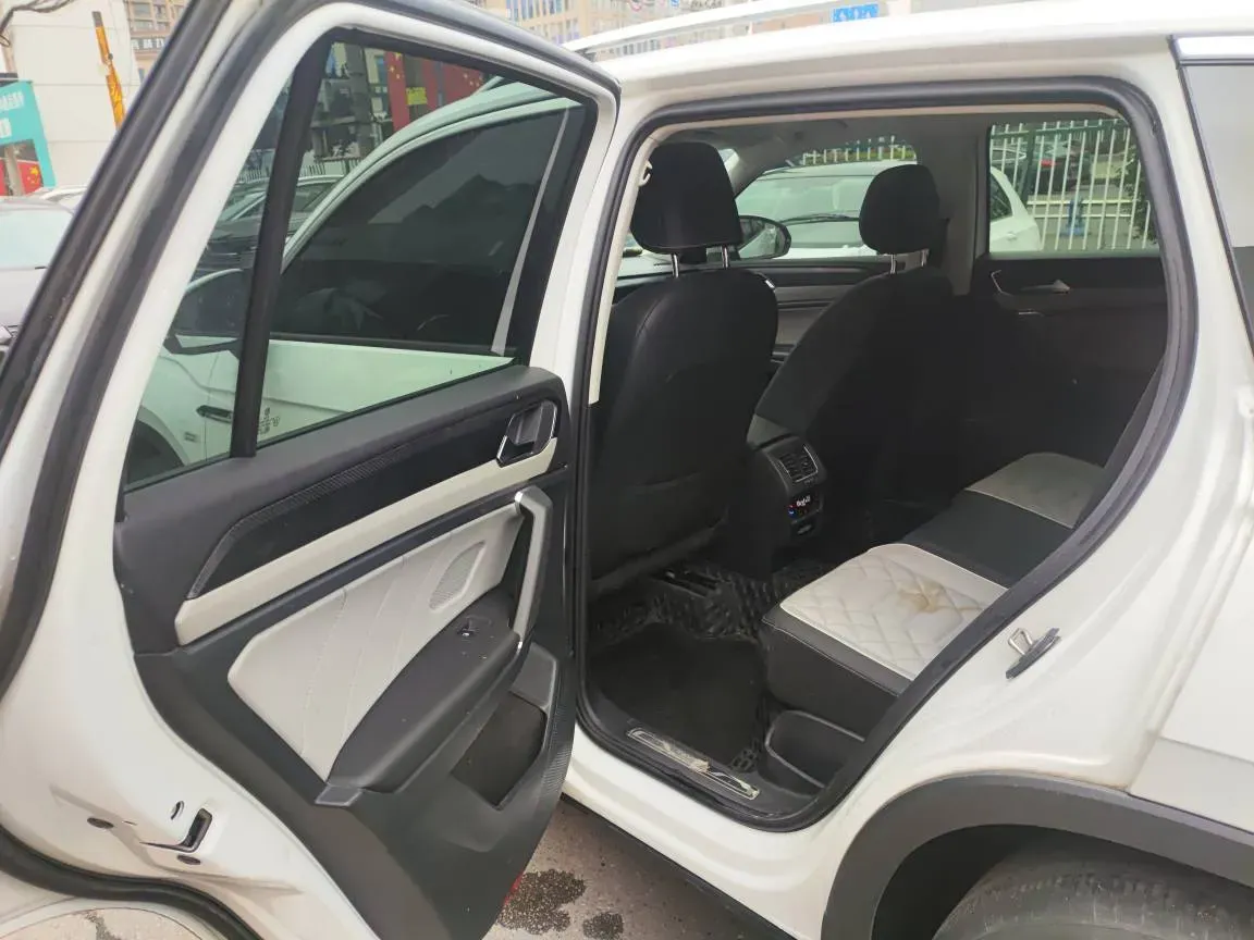 2023 Volkswagen Tayron 1.4T 150HP L4 7DCT,autocango,china used car exporter,china ev exporter,chinese used car exporter,chinese used ev exporter