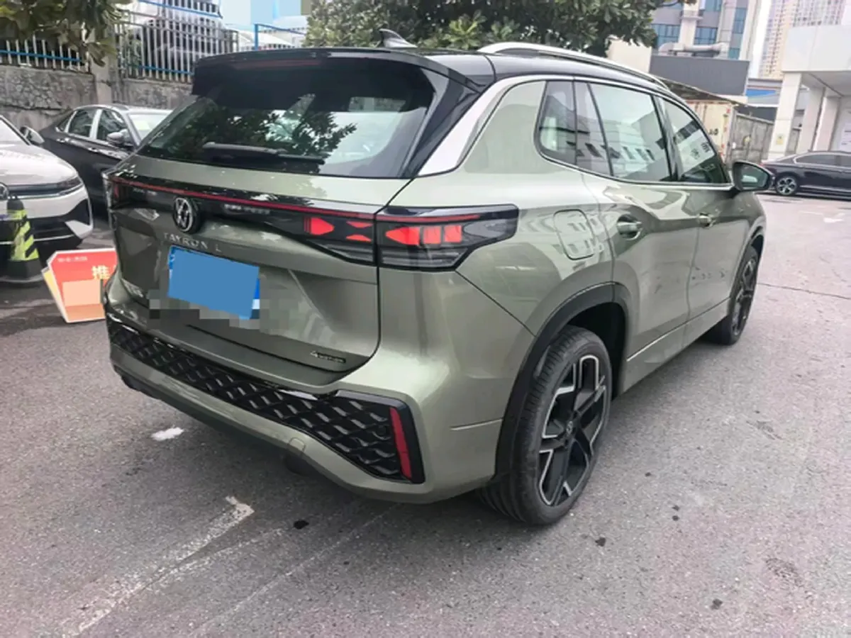2026 Volkswagen Tayron 2.0T 220HP L4 7DCT,autocango,china used car exporter,china ev exporter,chinese used car exporter,chinese used ev exporter