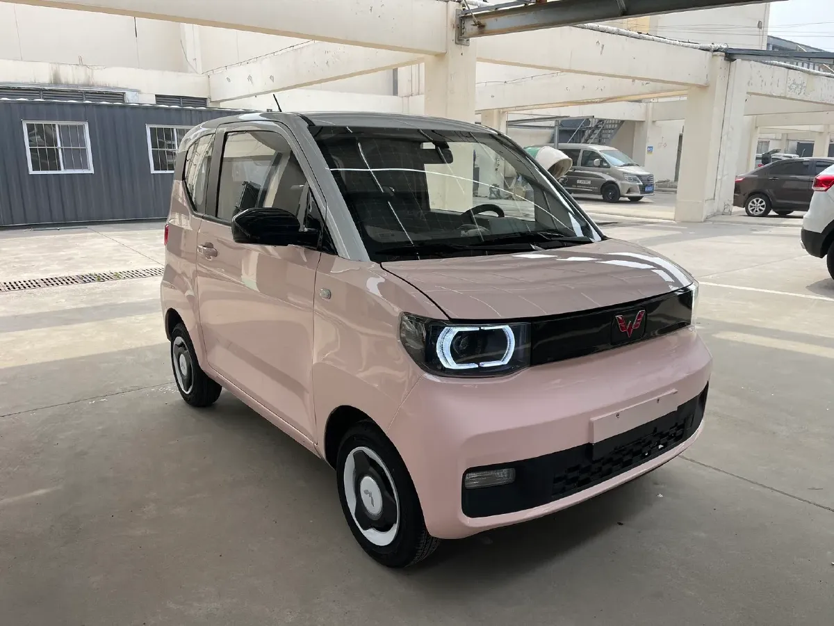 2021 WuLing HongGuang MINI EV BEV 13.9KWH,autocango,china used car exporter,china ev exporter,chinese used car exporter,chinese used ev exporter