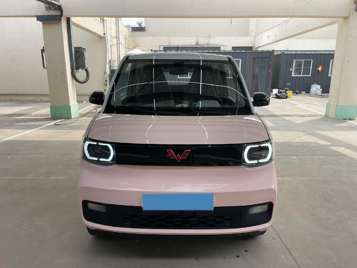 2021 WuLing HongGuang MINI EV BEV 13.9KWH,autocango,china used car exporter,china ev exporter,chinese used car exporter,chinese used ev exporter