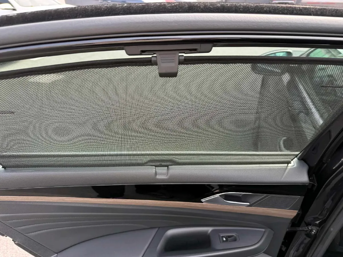 2019 Volvo V40 1.5T 152HP L4 6AT,autocango,china used car exporter,china ev exporter,chinese used car exporter,chinese used ev exporter