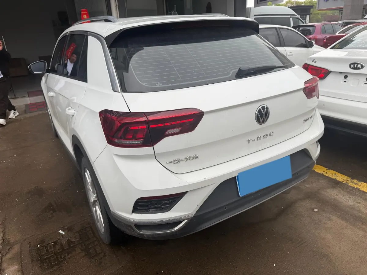 2021 Volkswagen T-Roc 1.4T 150HP L4 7DCT,autocango,china used car exporter,china ev exporter,chinese used car exporter,chinese used ev exporter