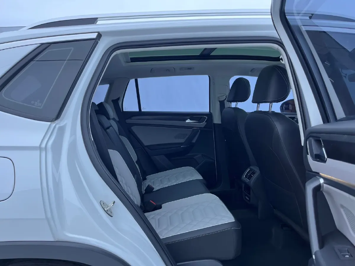 2023 Volkswagen Tayron 1.4T 150HP L4 7DCT,autocango,china used car exporter,china ev exporter,chinese used car exporter,chinese used ev exporter