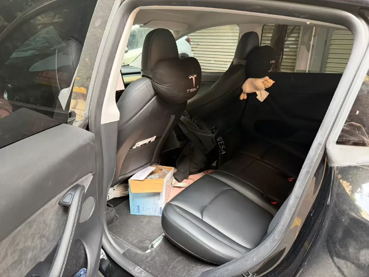 2022 Tesla Model Y BEV 60KWH,autocango,china used car exporter,china ev exporter,chinese used car exporter,chinese used ev exporter