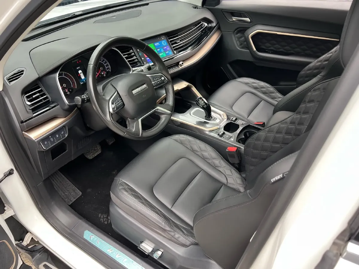 2020 Haval H6 1.5T 169HP L4 7DCT,autocango,china used car exporter,china ev exporter,chinese used car exporter,chinese used ev exporter