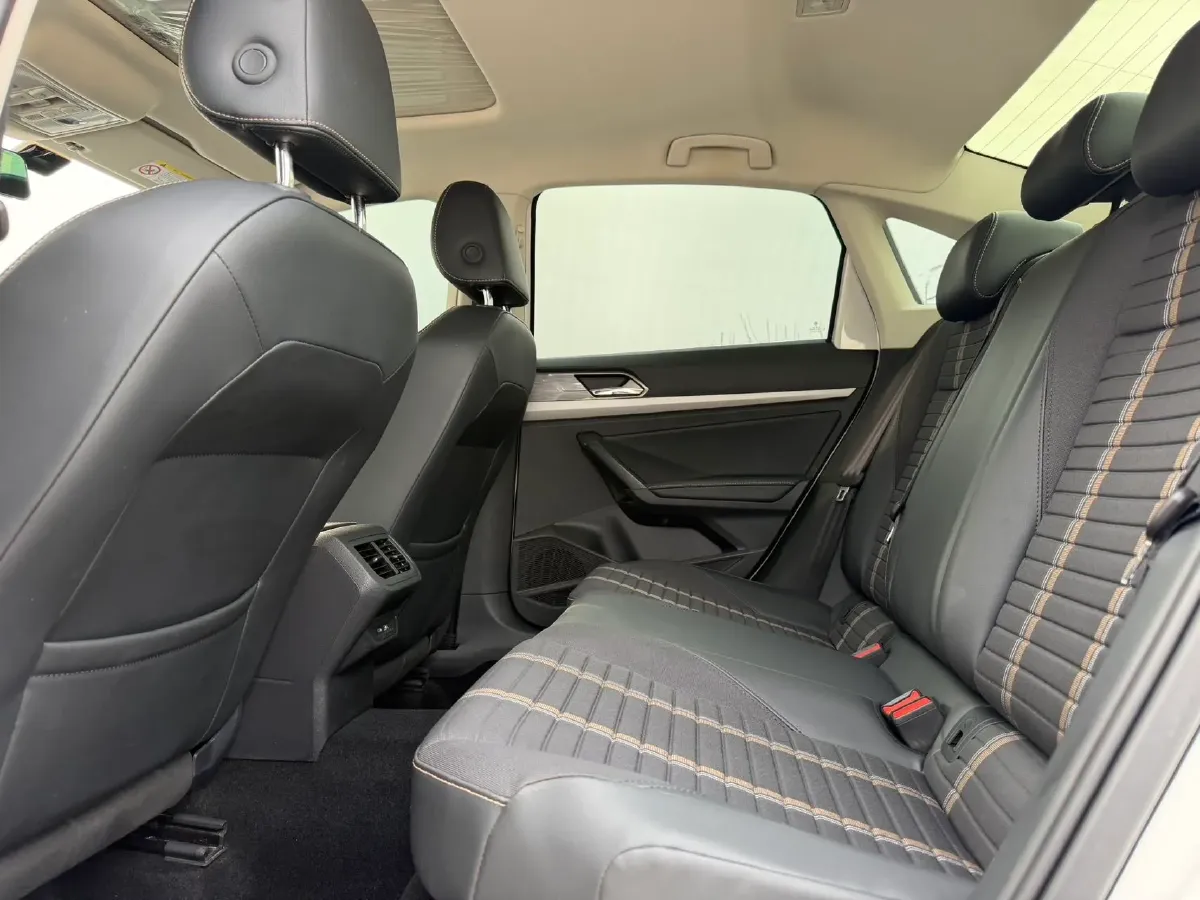 2021 Volkswagen Lavida 1.4T 150HP L4 7DCT,autocango,china used car exporter,china ev exporter,chinese used car exporter,chinese used ev exporter