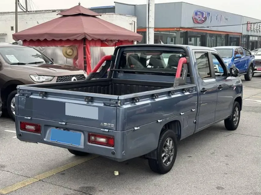 2021 WuLing ZhentTu 1.5L 99HP L4 5MT,autocango,china used car exporter,china ev exporter,chinese used car exporter,chinese used ev exporter