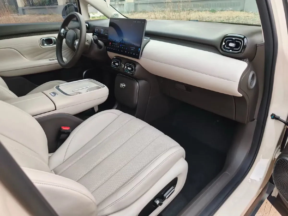 2025 Skyworth EV6 BEV,autocango,china used car exporter,china ev exporter,chinese used car exporter,chinese used ev exporter