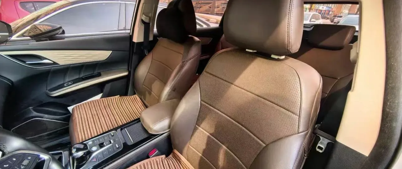 2022 Exceed LXC-DM 1.5T 156HP L4 3DHT PHEV 19.27KWH,autocango,china used car exporter,china ev exporter,chinese used car exporter,chinese used ev exporter