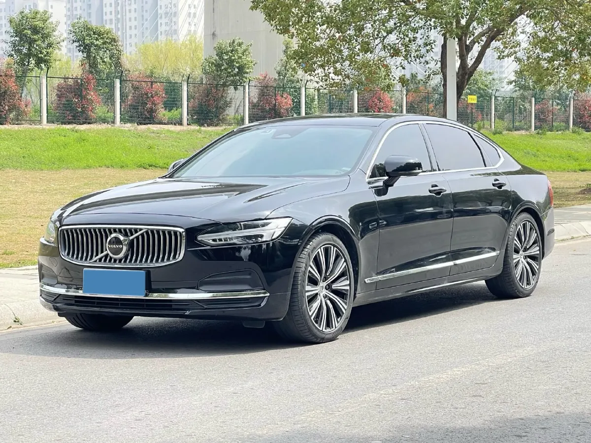 2024 Volvo S90 2.0T 250HP L4 8AT,autocango,china used car exporter,china ev exporter,chinese used car exporter,chinese used ev exporter