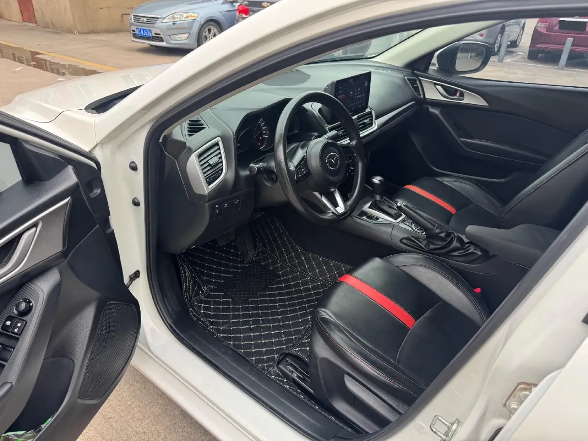 2017 Mazda 3 Axela 1.5L 117HP L4 6AT,autocango,china used car exporter,china ev exporter,chinese used car exporter,chinese used ev exporter