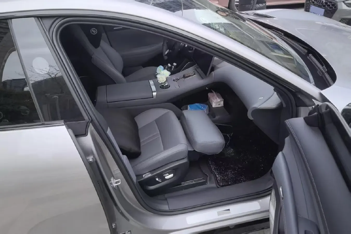 2025 MI YU7 BEV,autocango,china used car exporter,china ev exporter,chinese used car exporter,chinese used ev exporter