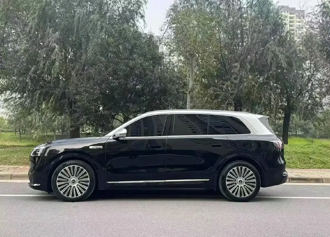 2025 AITO AITO M8 REEV 160HP REEV 53.4KWH,autocango,china used car exporter,china ev exporter,chinese used car exporter,chinese used ev exporter