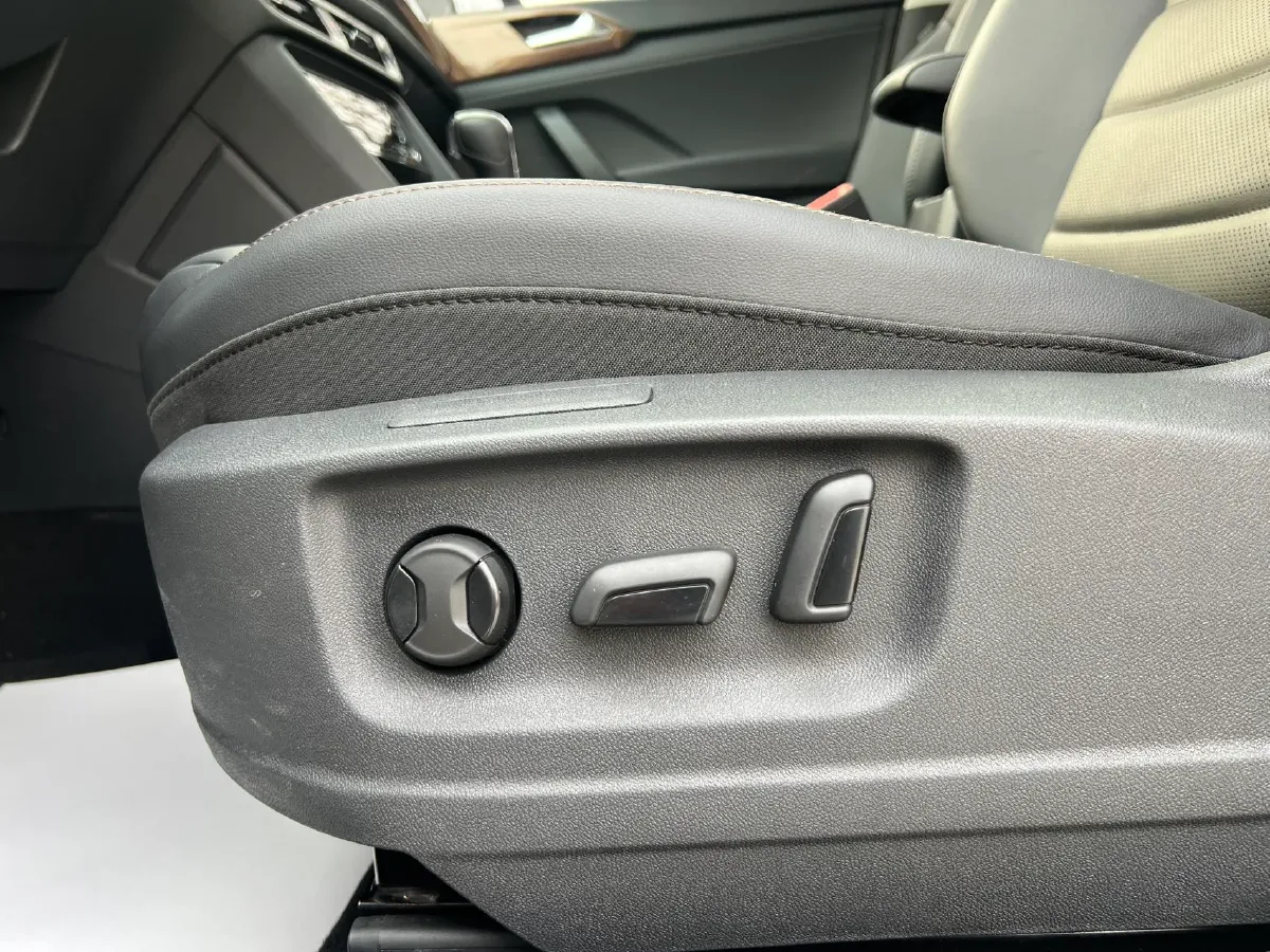 2022 Volkswagen Tharu 1.4T 150HP L4 7DCT,autocango,china used car exporter,china ev exporter,chinese used car exporter,chinese used ev exporter