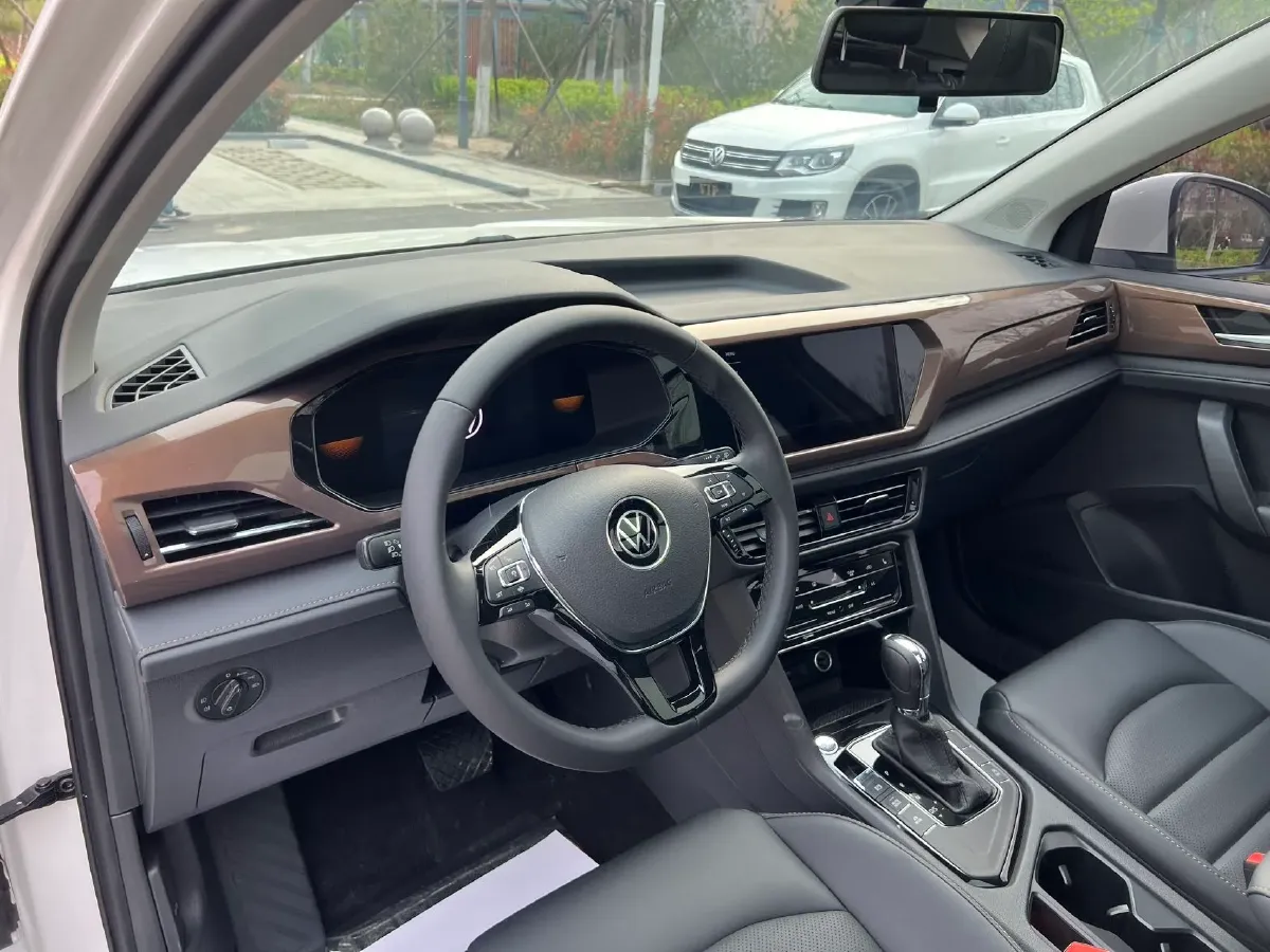 2022 Volkswagen Tharu 1.4T 150HP L4 7DCT,autocango,china used car exporter,china ev exporter,chinese used car exporter,chinese used ev exporter