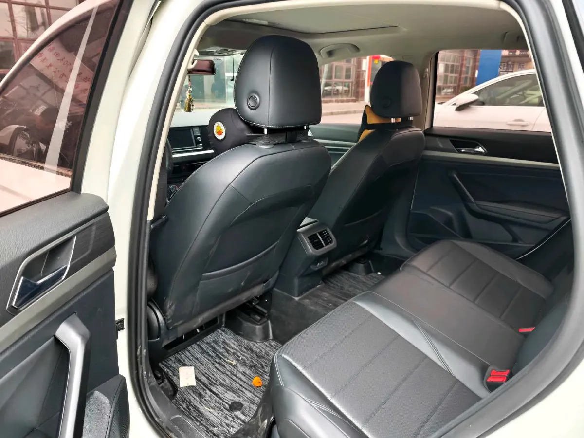 2019 Volkswagen Lavida 1.5L 113HP L4 6AT,autocango,china used car exporter,china ev exporter,chinese used car exporter,chinese used ev exporter