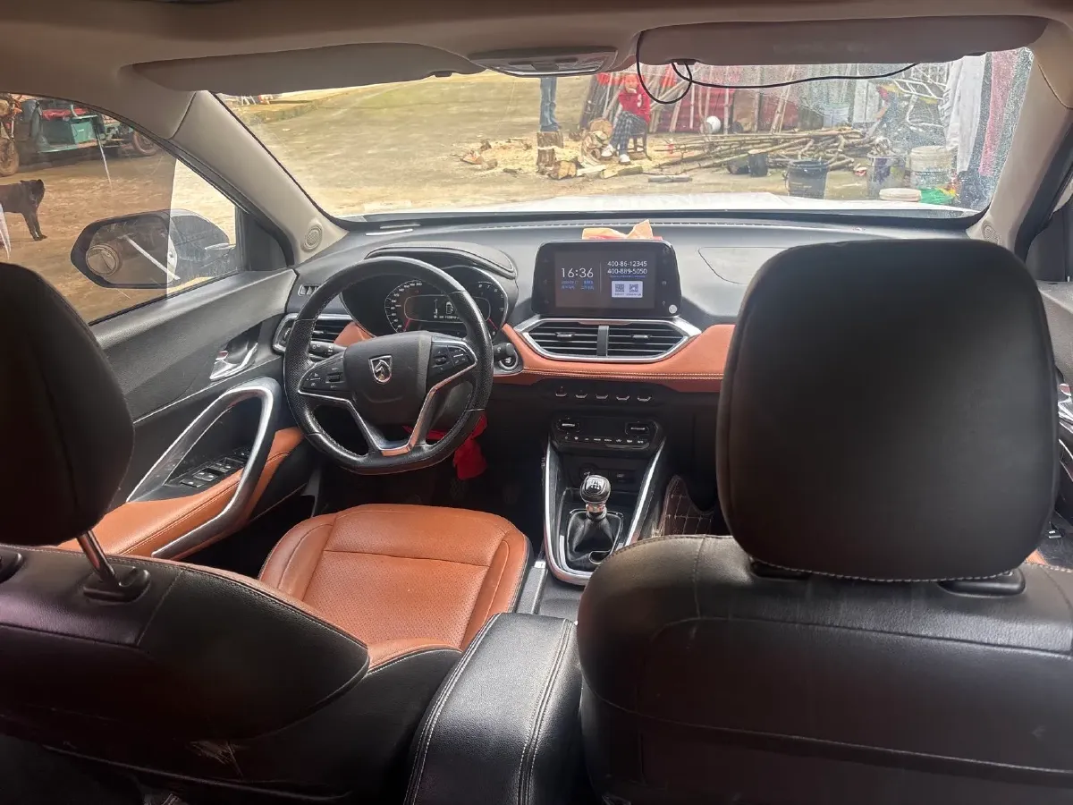 2017 BaoJun 510 1.5L 112HP L4 6MT,autocango,china used car exporter,china ev exporter,chinese used car exporter,chinese used ev exporter