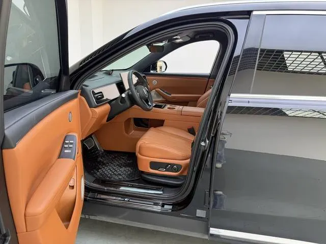 2026 AITO AITO M7 REEV 160HP REEV,autocango,china used car exporter,china ev exporter,chinese used car exporter,chinese used ev exporter