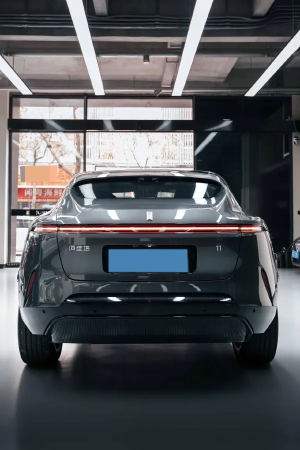 2025 Avatr 11 1.5T 156HP L4 REEV,autocango,china used car exporter,china ev exporter,chinese used car exporter,chinese used ev exporter