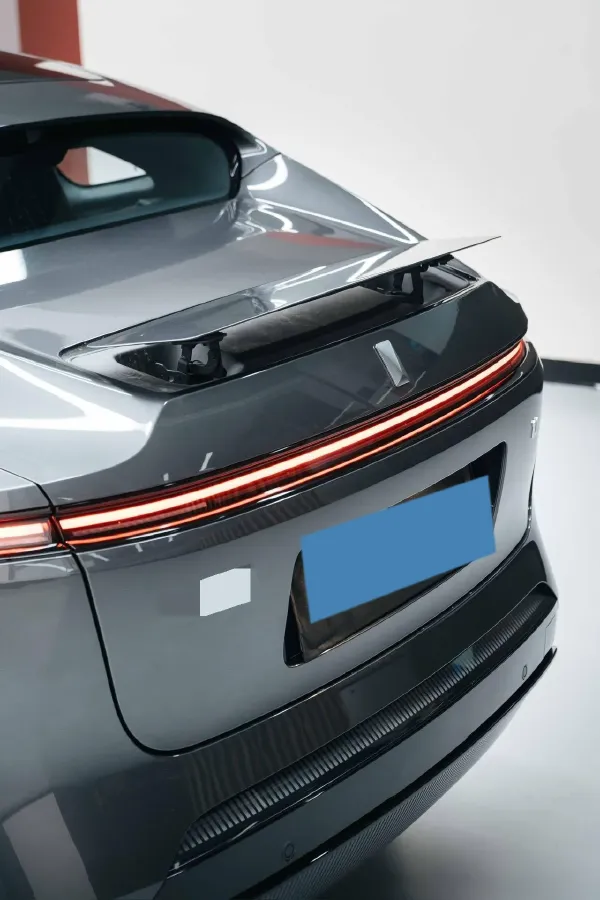 2025 Avatr 11 1.5T 156HP L4 REEV,autocango,china used car exporter,china ev exporter,chinese used car exporter,chinese used ev exporter