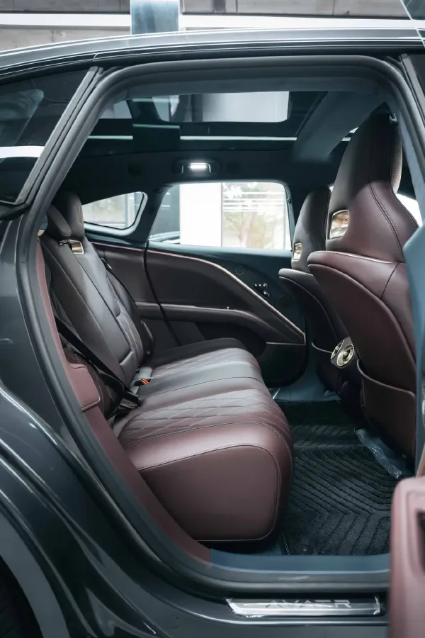 2025 Avatr 11 1.5T 156HP L4 REEV,autocango,china used car exporter,china ev exporter,chinese used car exporter,chinese used ev exporter