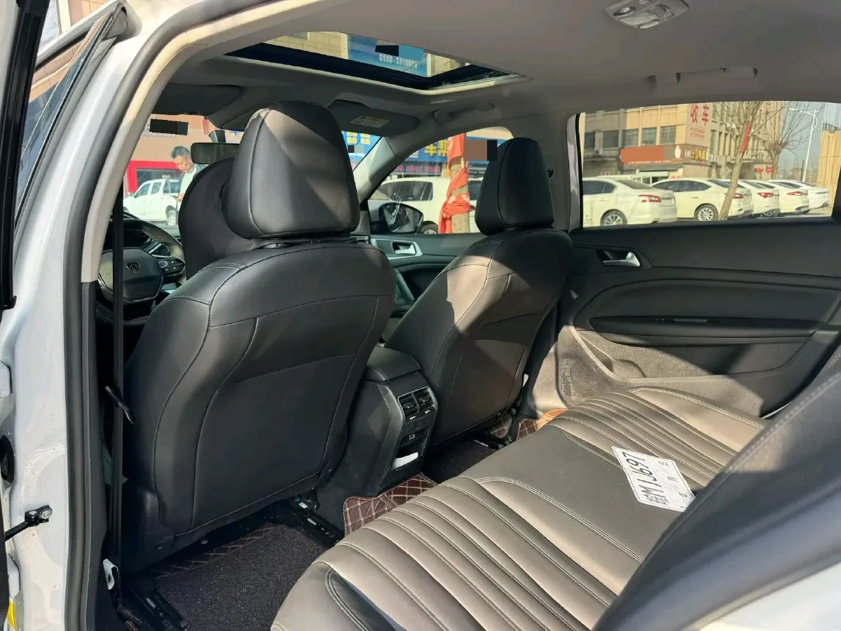 2022 Peugeot 408 1.6T 170HP L4 6AT,autocango,china used car exporter,china ev exporter,chinese used car exporter,chinese used ev exporter