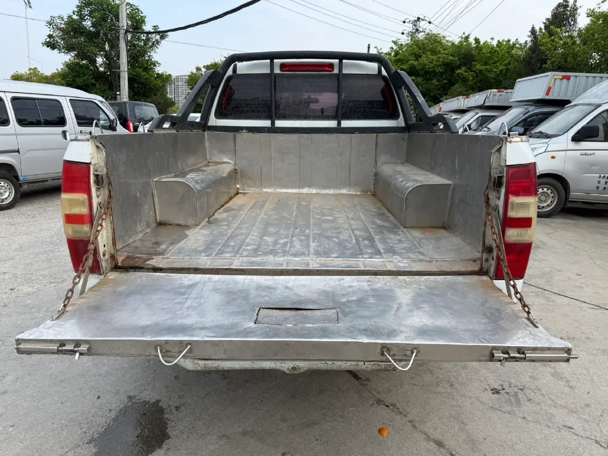 2018 Isuzu RE-MAX Jim 2.0T 204HP L4 5MT,autocango,china used car exporter,china ev exporter,chinese used car exporter,chinese used ev exporter