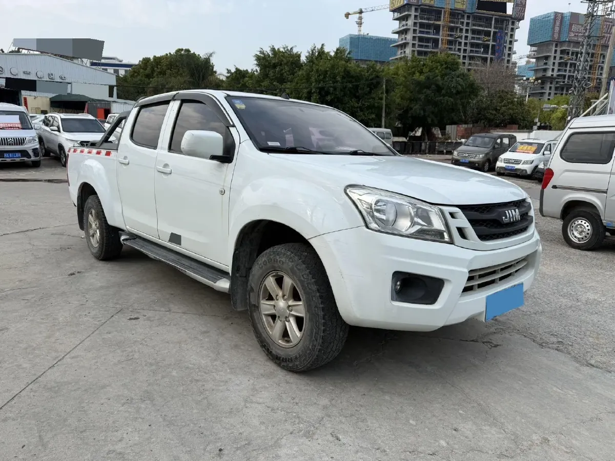 2018 Isuzu RE-MAX Jim 2.0T 204HP L4 5MT,autocango,china used car exporter,china ev exporter,chinese used car exporter,chinese used ev exporter