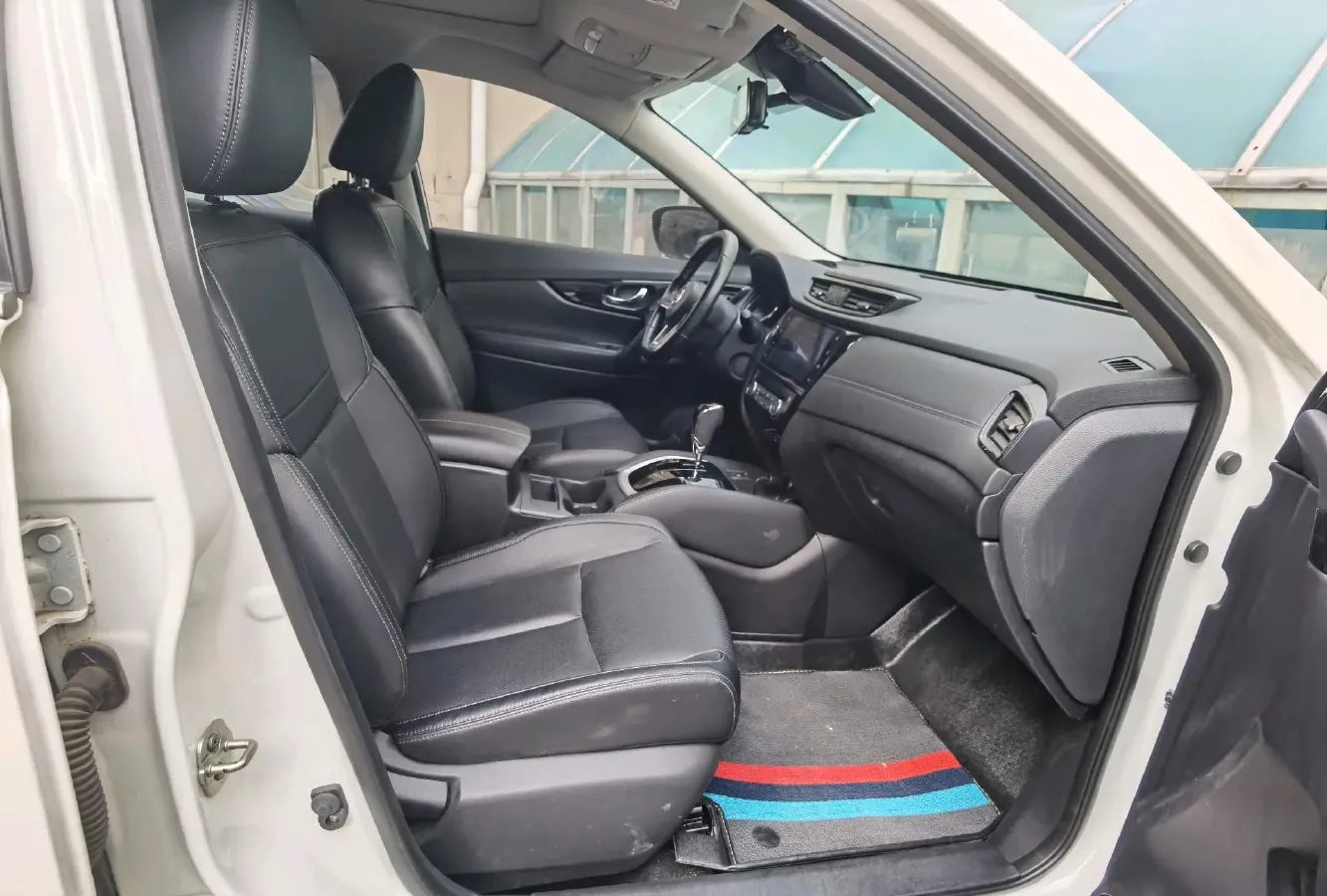 2020 Nissan X-Trail 2.0L 154HP L4 CVT,autocango,china used car exporter,china ev exporter,chinese used car exporter,chinese used ev exporter