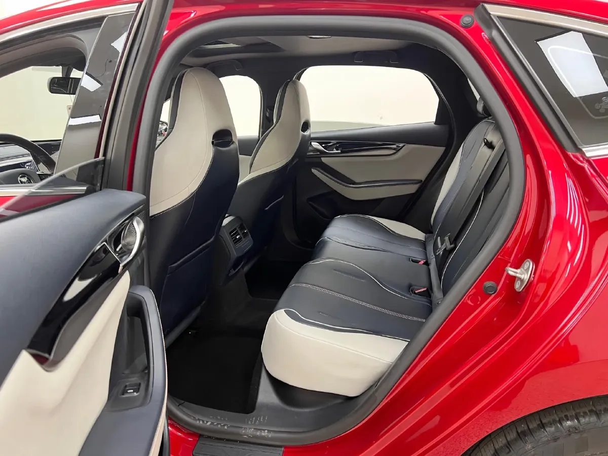 2021 DongFeng FuKang e Elysee BEV 30.7KWH,autocango,china used car exporter,china ev exporter,chinese used car exporter,chinese used ev exporter