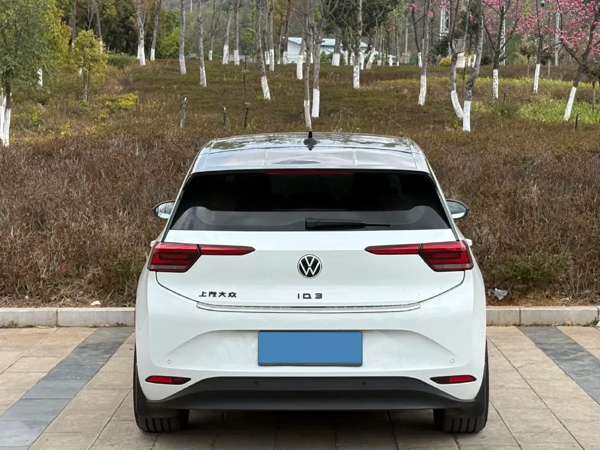 2024 Volkswagen ID.3 BEV 52.8KWH,autocango,china used car exporter,china ev exporter,chinese used car exporter,chinese used ev exporter